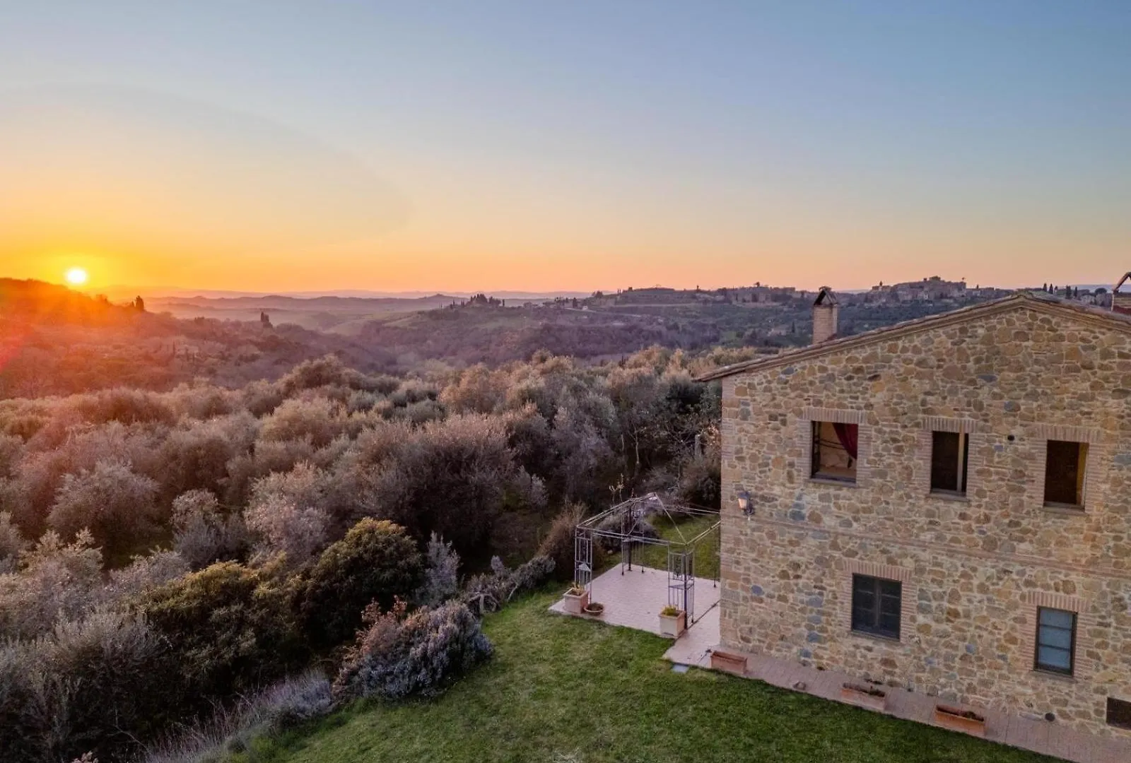 Agriturismo Pascianella Appartamento Bel Tramonto Castelmuzio 0*,