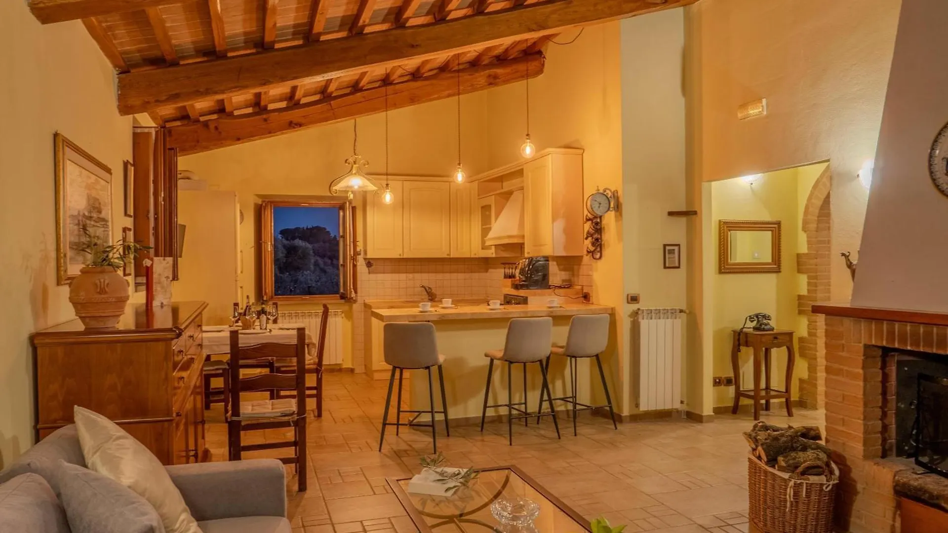 Farm stay Agriturismo Pascianella Appartamento Bel Tramonto Castelmuzio